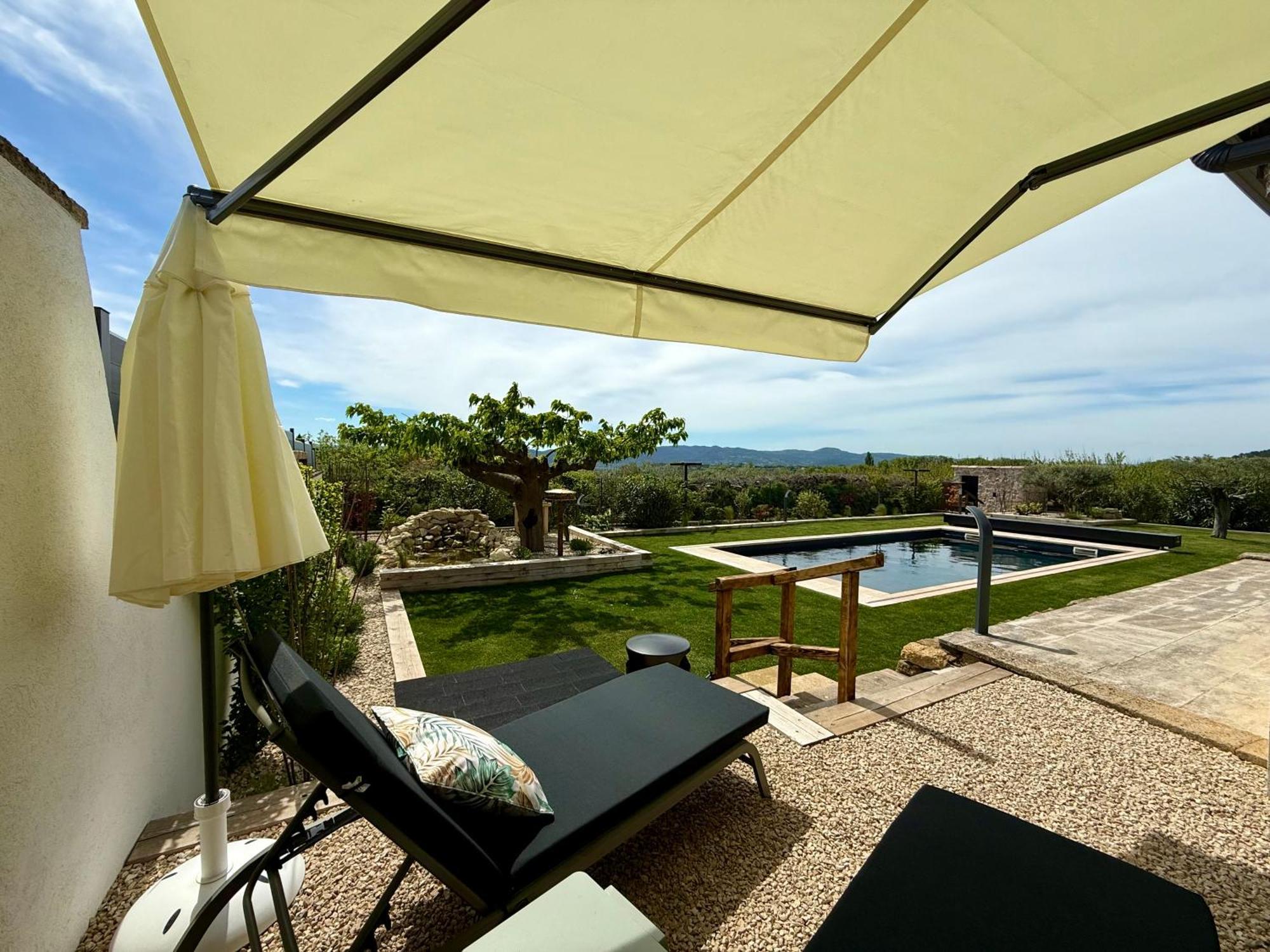 Une Nuit En Luberon Puyvert Exterior photo